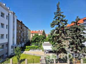 Prodej bytu 2+kk, Praha - Nusle, U Svépomoci, 52 m2