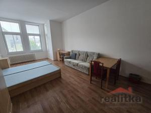 Pronájem bytu 1+kk, Opava - Předměstí, Olbrichova, 30 m2