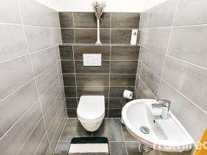 Pronájem bytu 2+kk, Rousínov, Sušilovo náměstí, 56 m2