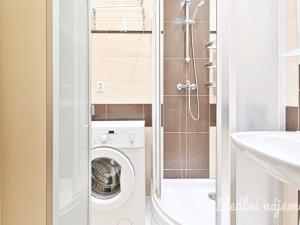Pronájem bytu 2+1, Brno, Krásného, 59 m2