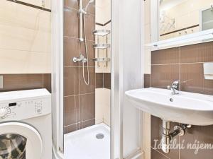 Pronájem bytu 2+1, Brno, Krásného, 59 m2