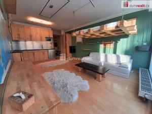 Pronájem bytu 1+kk, Praha - Prosek, Valečovská, 35 m2