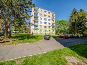 Prodej bytu 2+1, Karlovy Vary, Jahodová, 62 m2
