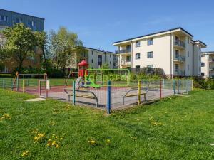 Prodej bytu 2+1, Karlovy Vary, Jahodová, 62 m2