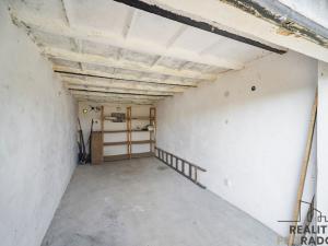 Pronájem garáže, Pardubice, S. K. Neumanna, 20 m2