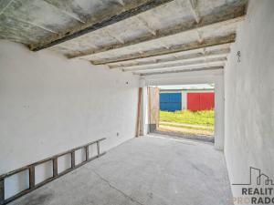 Pronájem garáže, Pardubice, S. K. Neumanna, 20 m2