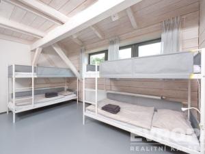 Prodej komerční nemovitosti, Bojanovice - Senešnice, Senešnice, 260 m2