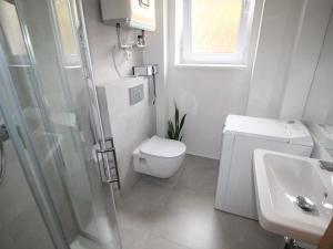 Pronájem bytu 1+kk, Praha - Vysočany, Pod strojírnami, 33 m2