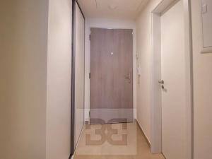 Pronájem bytu 1+kk, Praha - Hloubětín, Poděbradská, 32 m2