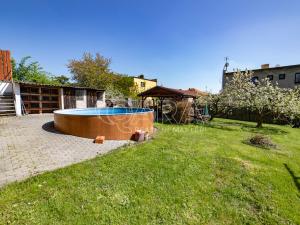 Prodej rodinného domu, Tachlovice, Olivová, 290 m2