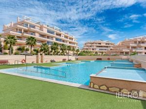 Prodej bytu 4+kk, Villamartín, Španělsko, 96 m2