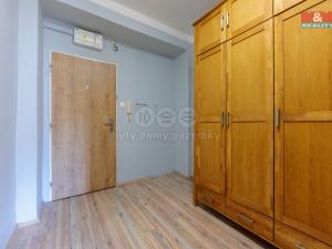 Prodej bytu 2+1, Karlovy Vary - Rybáře, Hybešova, 71 m2
