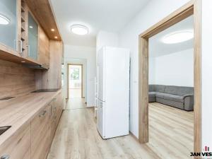 Prodej bytu 3+1, Praha - Chodov, Valentova, 65 m2