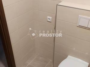 Pronájem bytu 1+kk, Ústí nad Labem - Severní Terasa, Ladova, 21 m2
