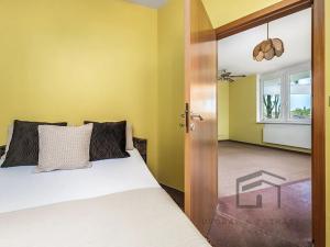 Prodej bytu 2+kk, Praha - Hlubočepy, Högerova, 48 m2