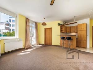 Prodej bytu 2+kk, Praha - Hlubočepy, Högerova, 48 m2