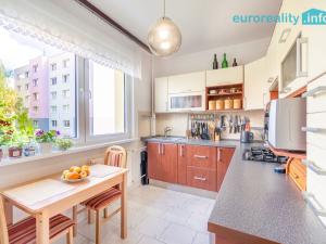 Prodej bytu 3+1, Česká Lípa, Bardějovská, 70 m2