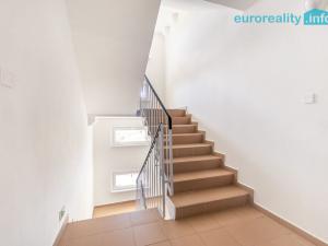 Prodej bytu 3+1, Česká Lípa, Bardějovská, 70 m2