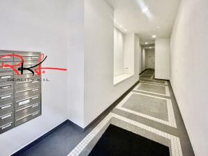 Pronájem bytu 3+1, Praha - Žižkov, Řehořova, 131 m2