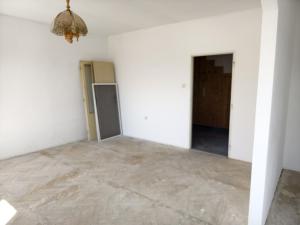 Prodej bytu 3+1, Rousínov - Slavíkovice, Velešovická, 70 m2