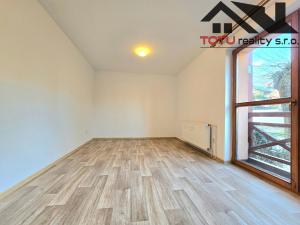 Pronájem bytu 1+kk, Náchod, U Zastávky, 25 m2