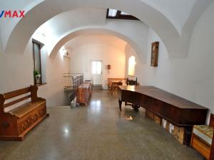 Prodej rodinného domu, Uničov, Masarykovo nám., 307 m2
