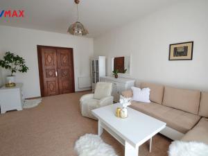 Prodej rodinného domu, Uničov, Masarykovo nám., 307 m2