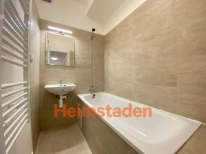 Pronájem bytu 2+1, Ostrava - Poruba, Hlavní třída, 54 m2