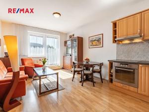 Prodej bytu 2+kk, Praha - Libeň, V zahradách, 47 m2