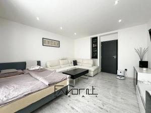 Prodej bytu 2+1, Ostrava, Porubská, 64 m2