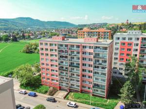 Prodej bytu 3+1, Králův Dvůr, Nad Stadionem, 73 m2