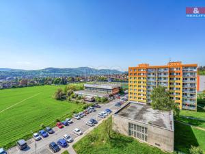 Prodej bytu 3+1, Králův Dvůr, Nad Stadionem, 73 m2