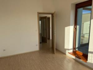 Pronájem bytu 2+kk, Pardubice - Polabiny, Labský Palouk, 58 m2