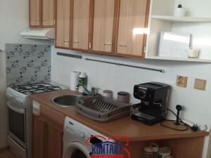 Pronájem bytu 1+1, České Budějovice, J. Buděšínského, 38 m2