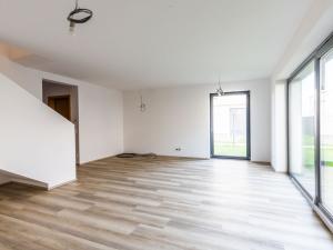 Prodej rodinného domu, Praha - Kolovraty, Devětsilová, 105 m2