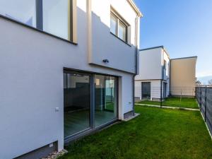 Prodej rodinného domu, Praha - Kolovraty, Devětsilová, 105 m2