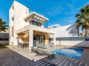 Prodej vily, Torrevieja, Španělsko, 89 m2