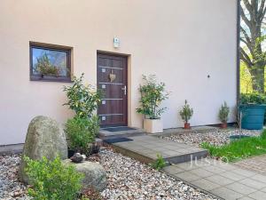 Pronájem bytu 1+1, Říčany, Černokostelecká, 54 m2