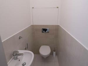 Pronájem bytu 2+kk, Praha - Smíchov, Štefánikova, 55 m2