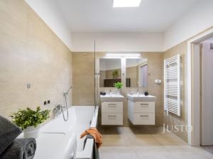 Pronájem bytu 3+kk, České Budějovice - České Budějovice 3, Skuherského, 80 m2