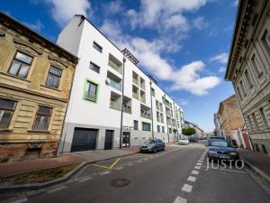 Pronájem bytu 3+kk, České Budějovice - České Budějovice 3, Skuherského, 80 m2