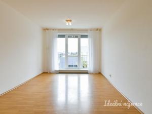 Pronájem bytu 2+kk, Praha - Řeporyje, Wiesenthalova, 69 m2