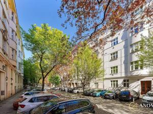 Prodej bytu 2+1, Praha - Bubeneč, Národní obrany, 51 m2