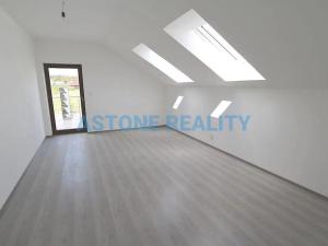 Prodej rodinného domu, Trnová, 370 m2