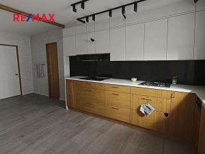Prodej bytu 5+1, Hrušovany nad Jevišovkou, Na Hrádku, 172 m2