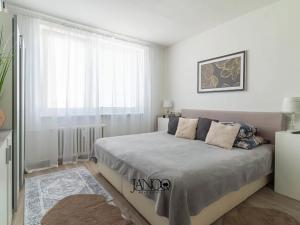 Prodej bytu 3+1, Hodonín, Národní třída, 69 m2
