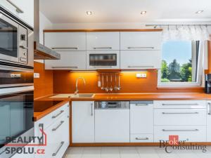 Prodej rodinného domu, Čeperka, Fučíkova, 218 m2