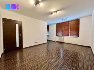 Prodej bytu 2+1, Ostrava, Hlavní třída, 54 m2