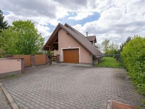 Prodej rodinného domu, Kunětice, 152 m2