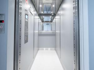 Pronájem bytu 2+kk, Praha - Hlubočepy, Werichova, 44 m2